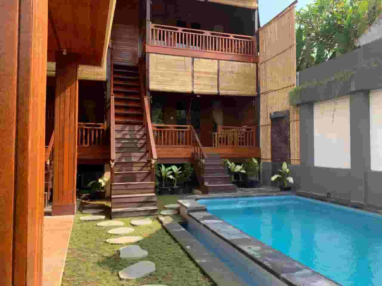 Spacious 4-Bedroom Wooden Villa with Private Pool for Long-Term Rent in Kerobokan