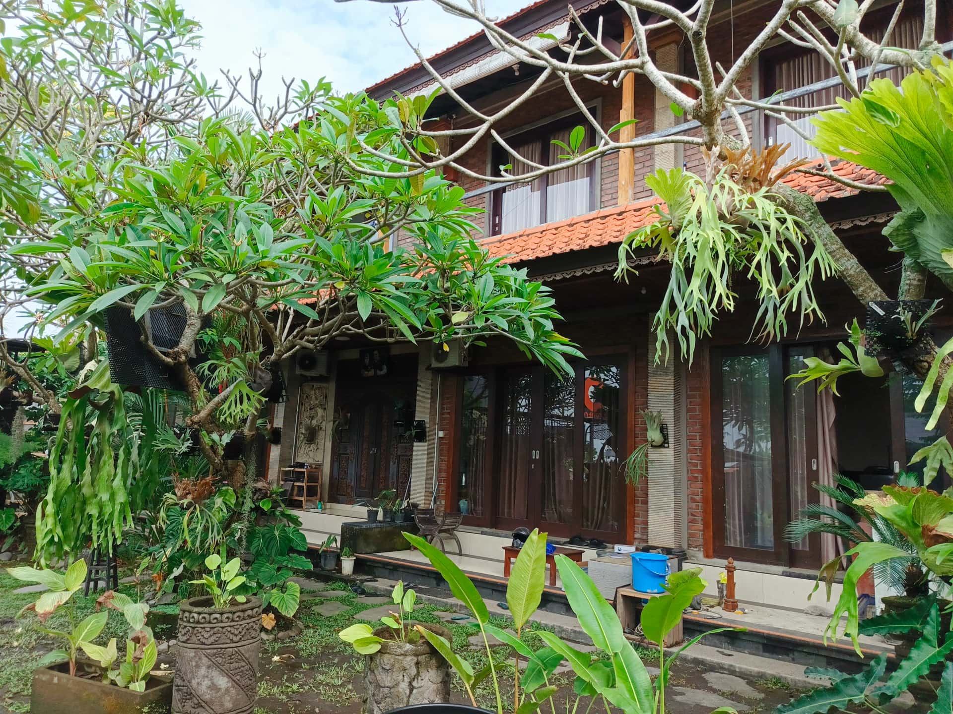 Spacious 10-Bedroom Homestay for Rent in Seseh, Canggu - An Ideal Investment Near the Beach Spacious 10-Bedroom Homestay for Rent in Seseh, Canggu - An Ideal Investment Near the Beach