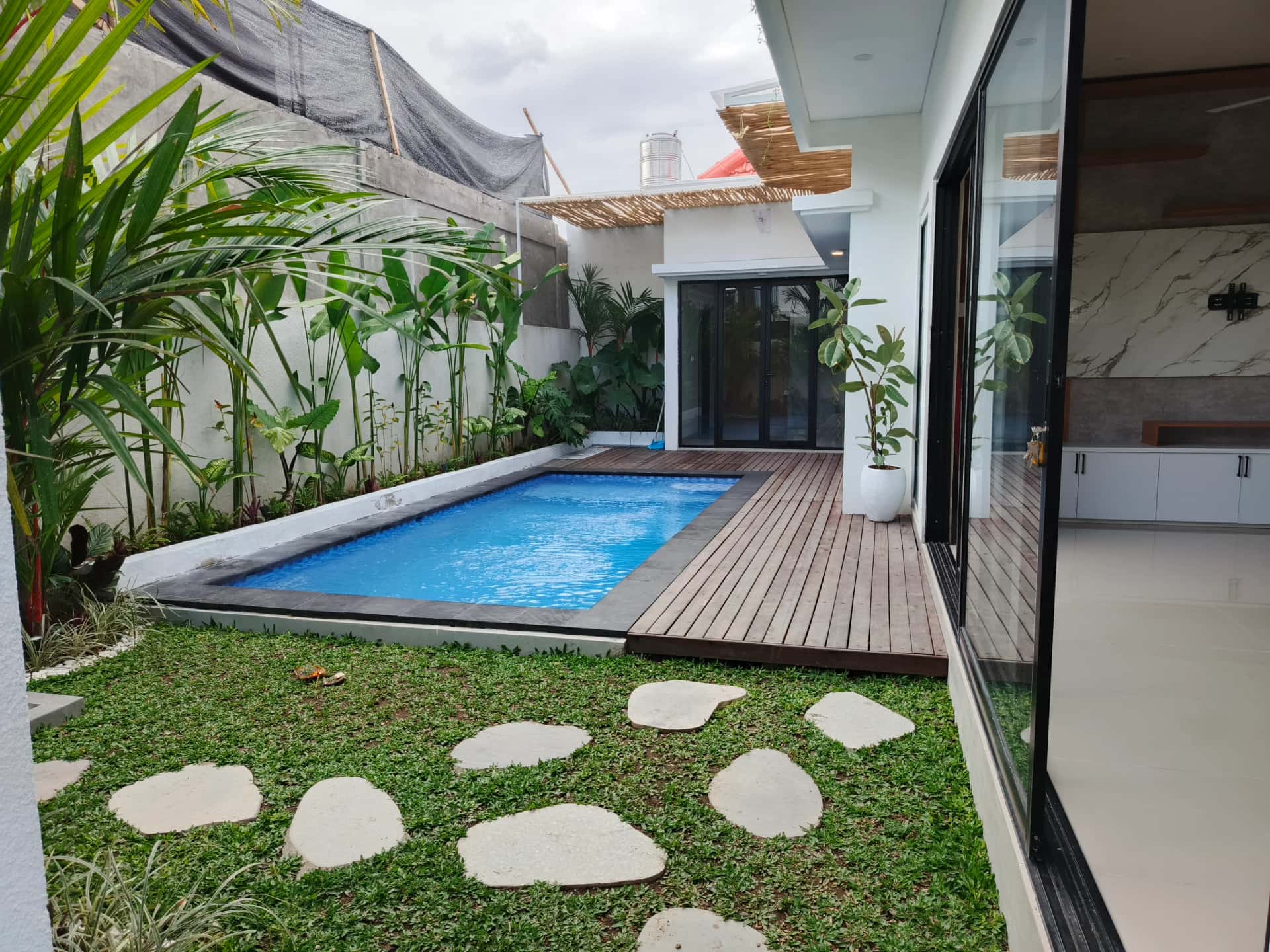 Unfurnished 2-Bedroom Villa in Canggu with Pool, Garden & Rooftop Unfurnished 2-Bedroom Villa in Canggu with Pool, Garden & Rooftop