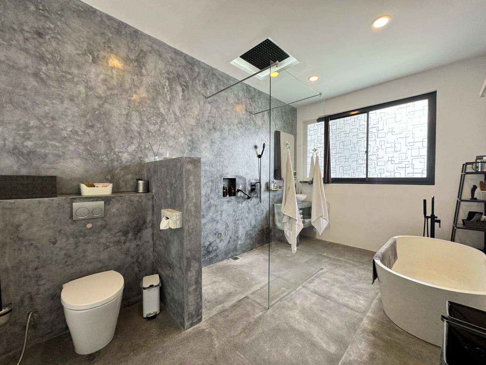 Contemporary 3-Bedroom Villa for Freehold with Scenic Rice Field View in Canggu, foto 3