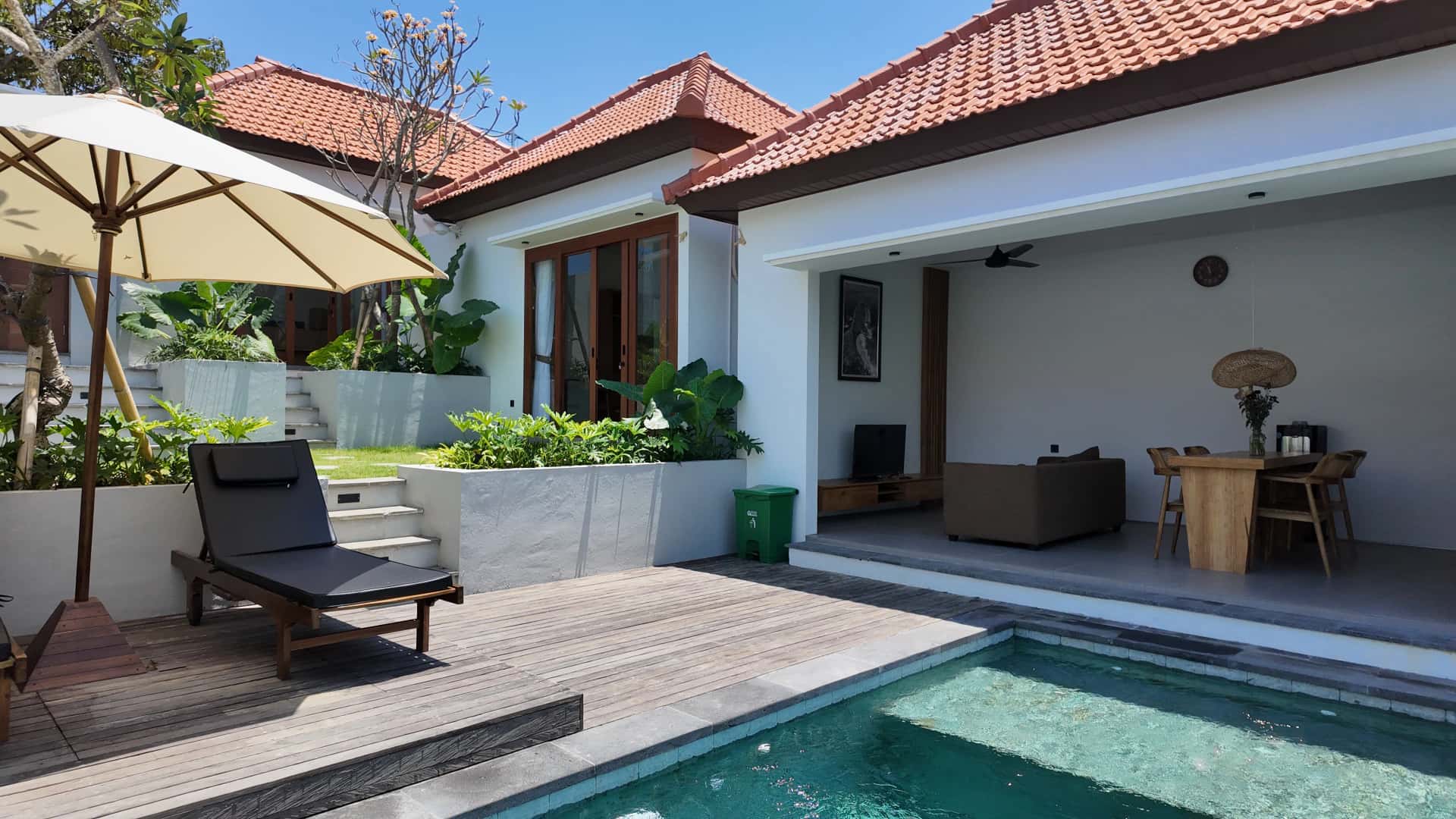 2-Bedroom Villa for Rent in Berawa, Canggu – Private Pool & Rice Field View 2-Bedroom Villa for Rent in Berawa, Canggu – Private Pool & Rice Field View