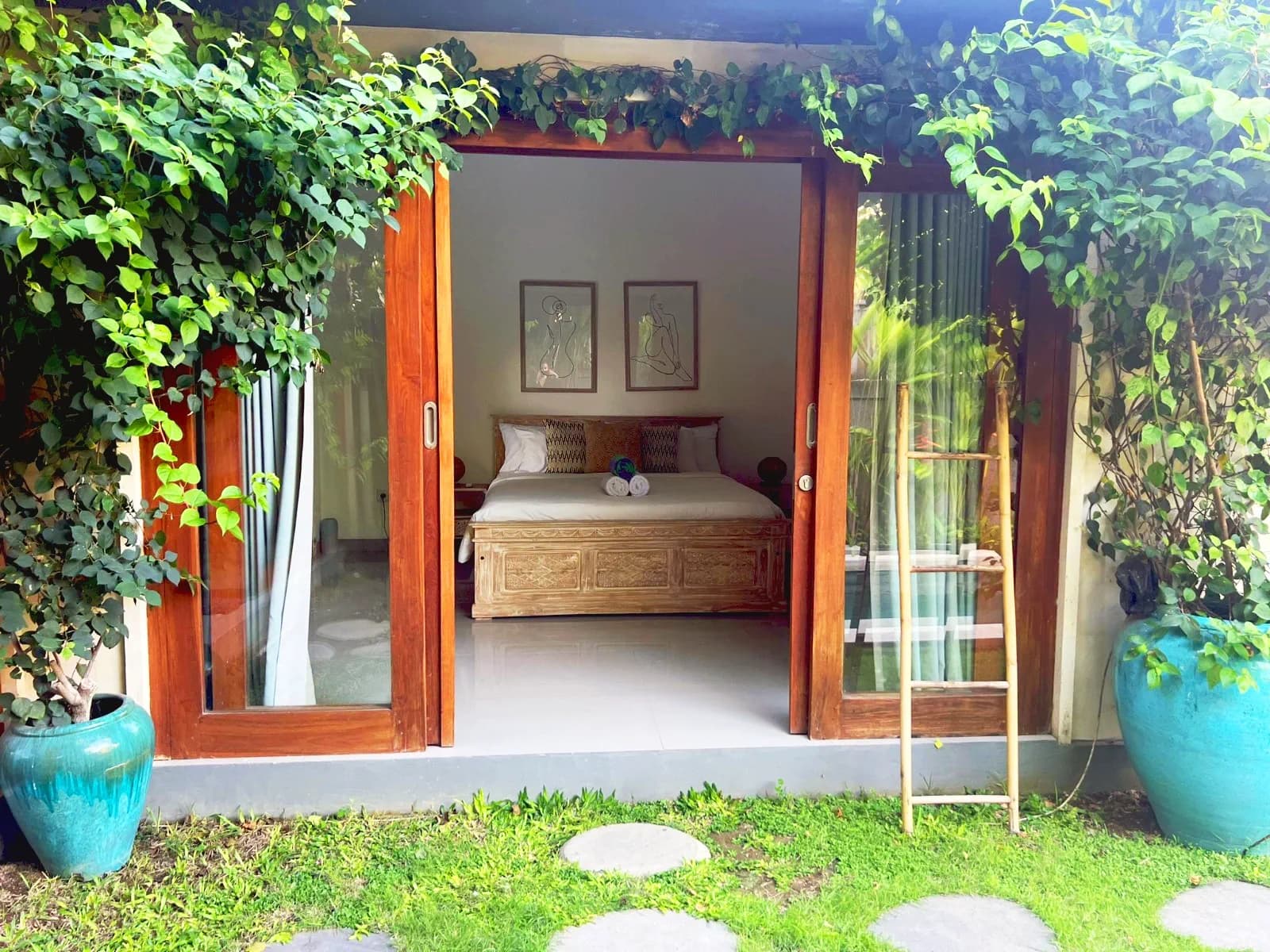 Modern 2-Bedroom Villa for Rent in Trendy Canggu, foto 2
