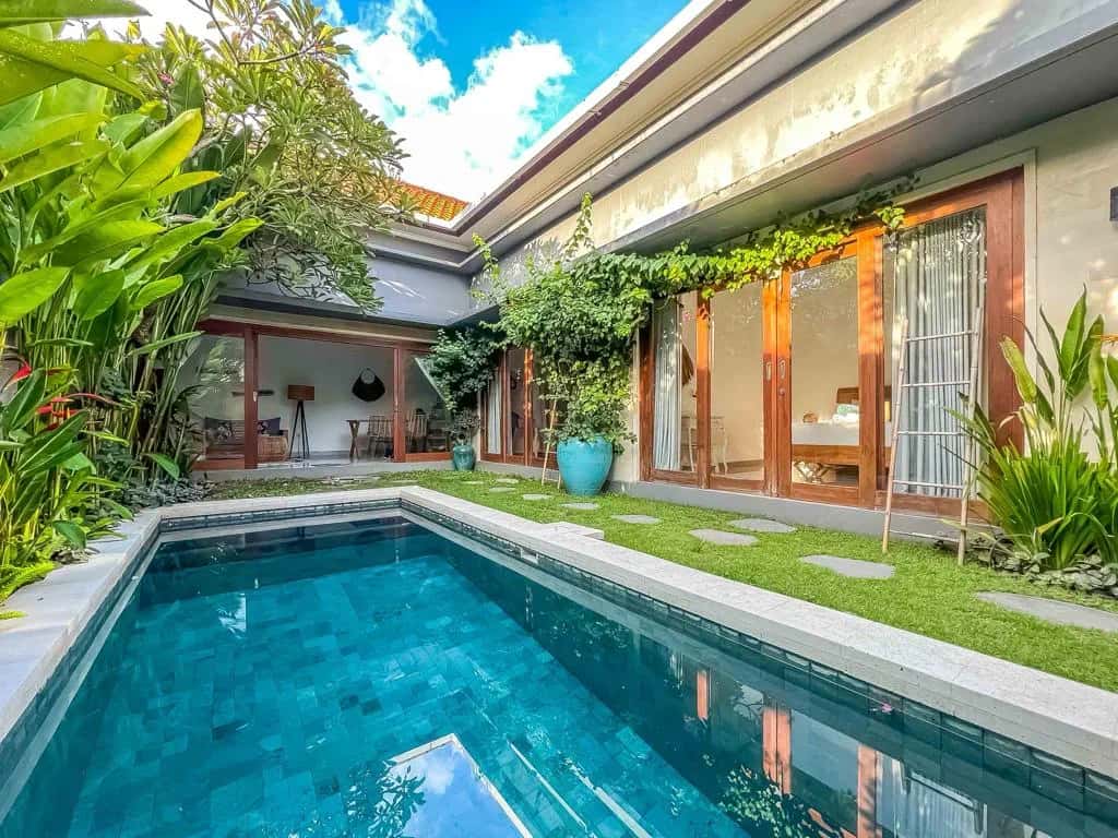 Modern 2-Bedroom Villa for Rent in Trendy Canggu Modern 2-Bedroom Villa for Rent in Trendy Canggu