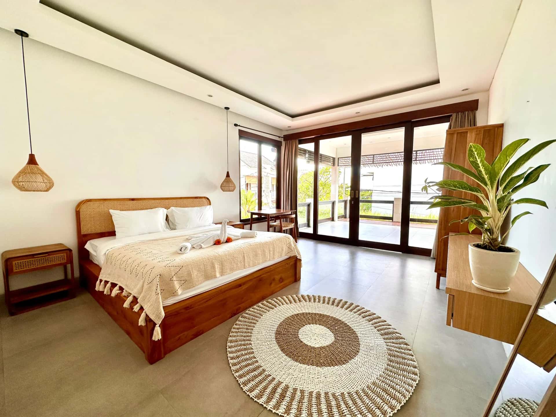 3-Bedroom Villa for Monthly Rent in Berawa, Bali 3-Bedroom Villa for Monthly Rent in Berawa, Bali