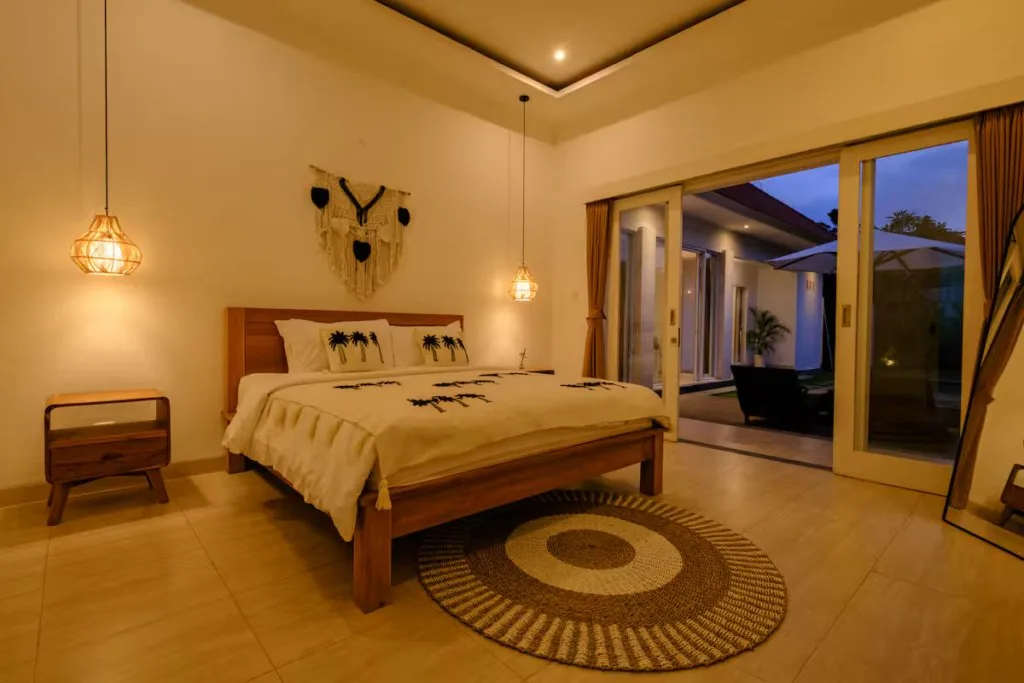 3-Bedroom Single-Story Modern Balinese Villa in Berawa, Canggu — photo 2