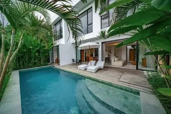 4-Bedroom Modern Villa with Pool View in Berawa, Canggu 4-Bedroom Modern Villa with Pool View in Berawa, Canggu