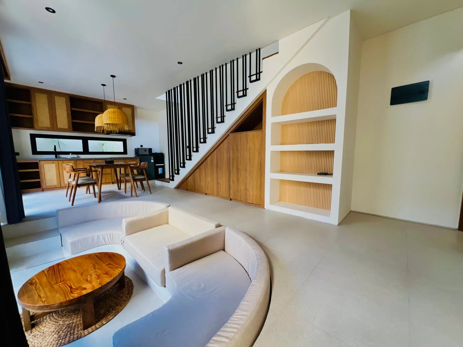 1-Bedroom Mediterranean Villa 2 Minutes from Cemagi Beach — foto 3
