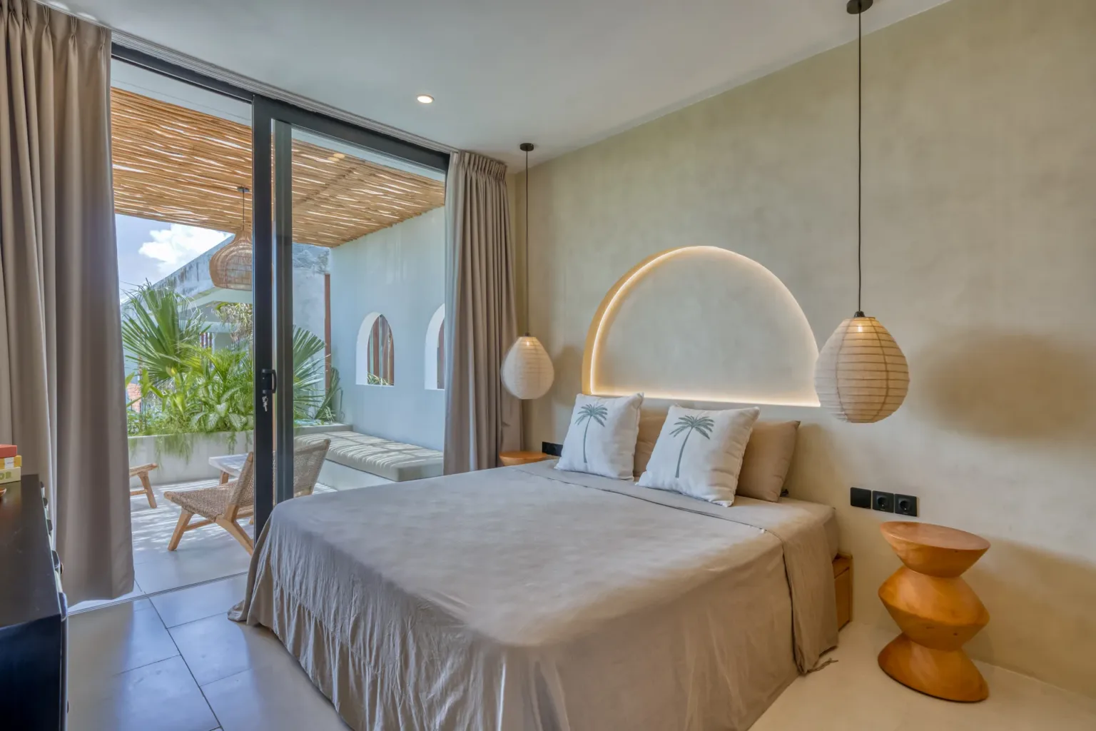 3-Bedroom Villa with Rice Field and Pool View in Pererenan — photo 2
