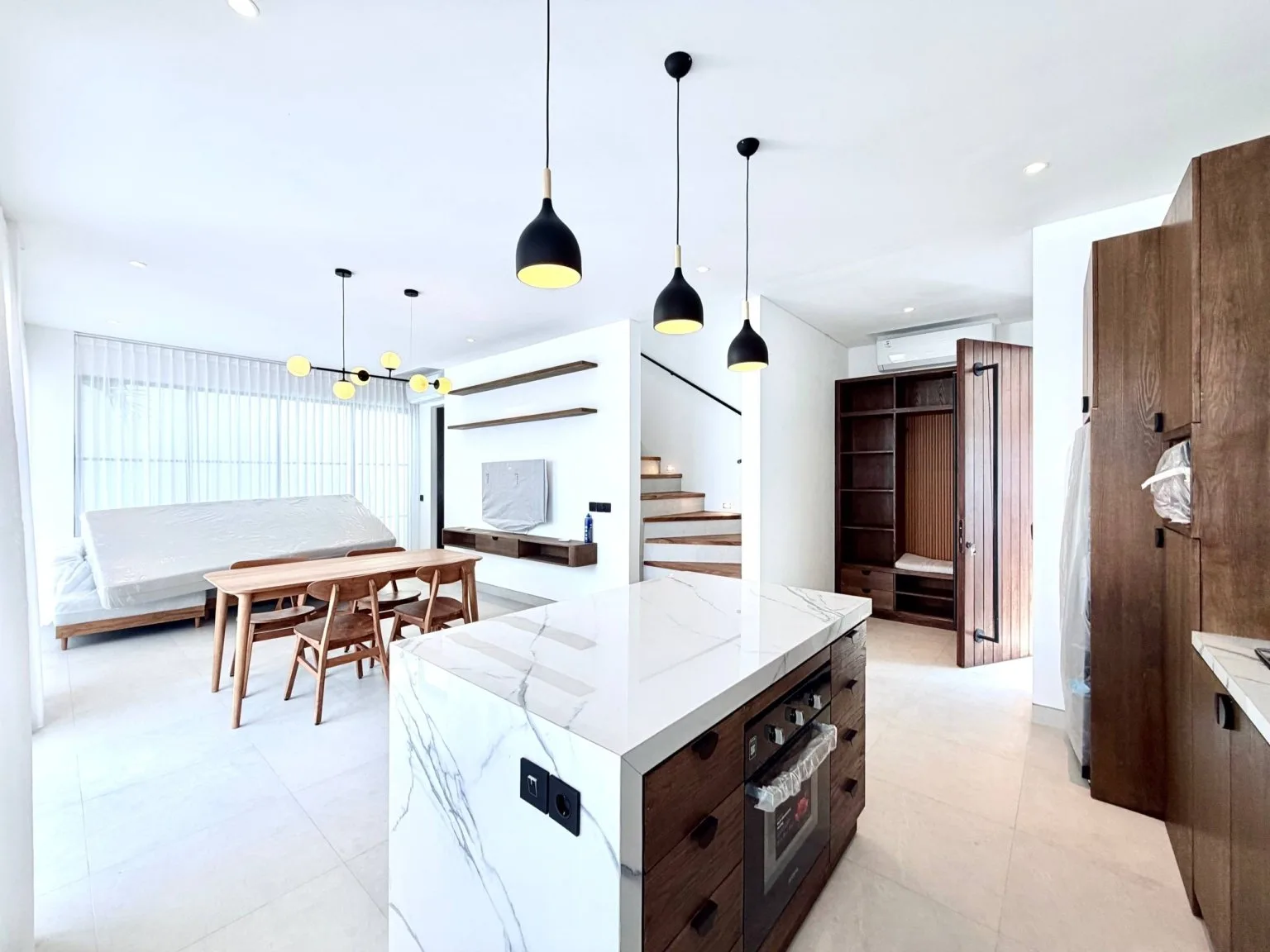 2-Bedroom Modern Villa with Private Pool Views in Umalas — photo 3